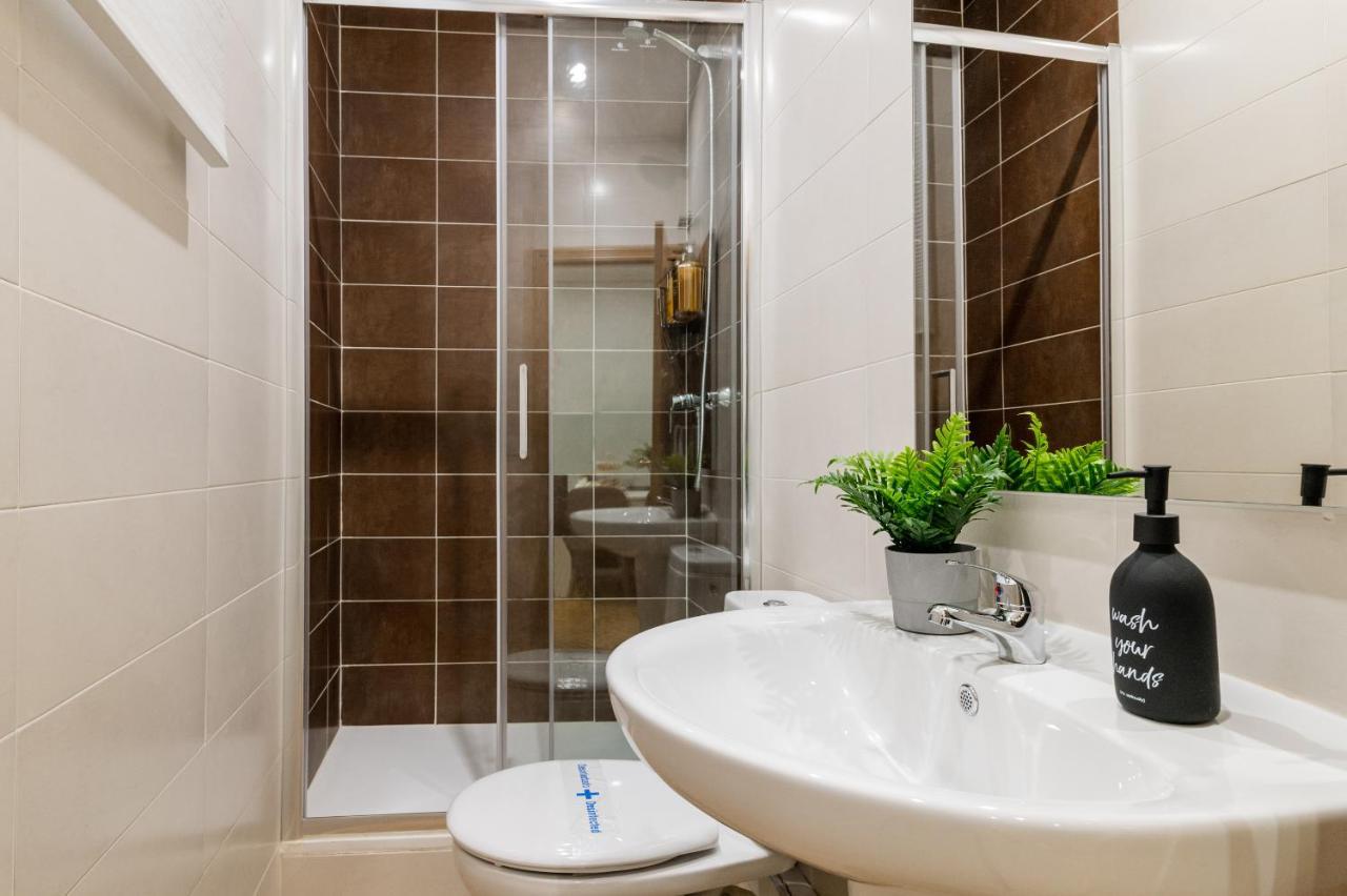 Centrico Apartamento Con 3 Banos En Puerta Del Sol Y Atocha Мадрид Экстерьер фото