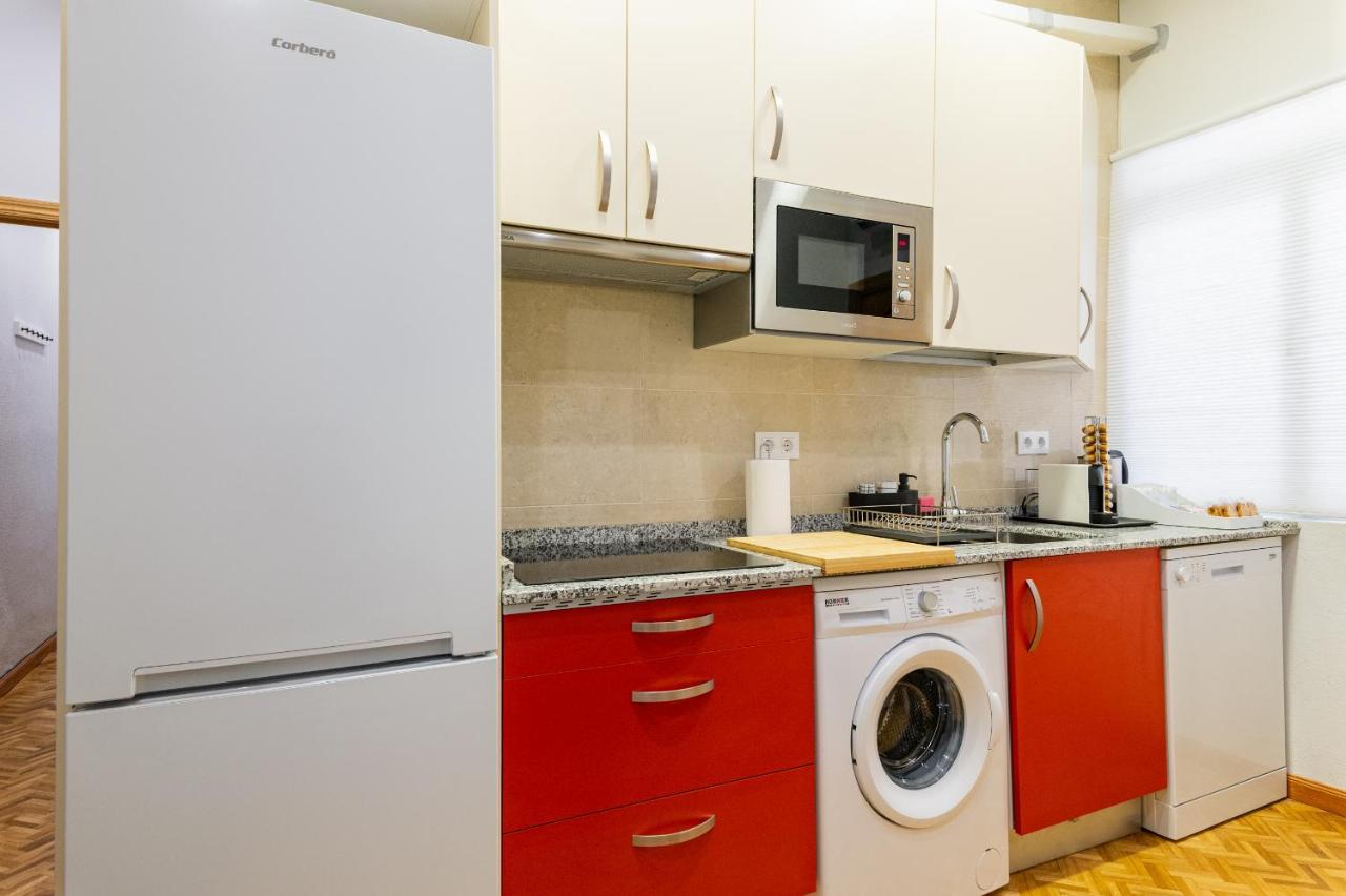 Centrico Apartamento Con 3 Banos En Puerta Del Sol Y Atocha Мадрид Экстерьер фото