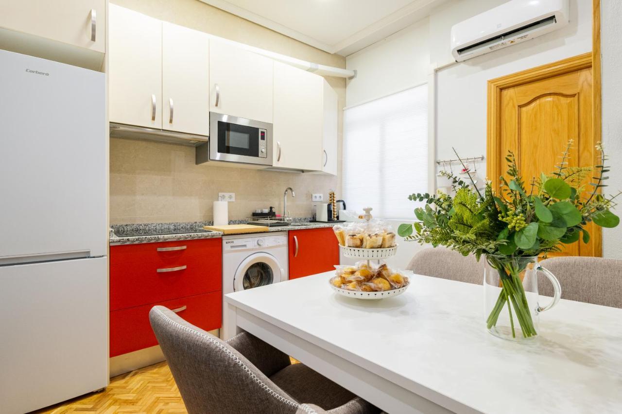 Centrico Apartamento Con 3 Banos En Puerta Del Sol Y Atocha Мадрид Экстерьер фото